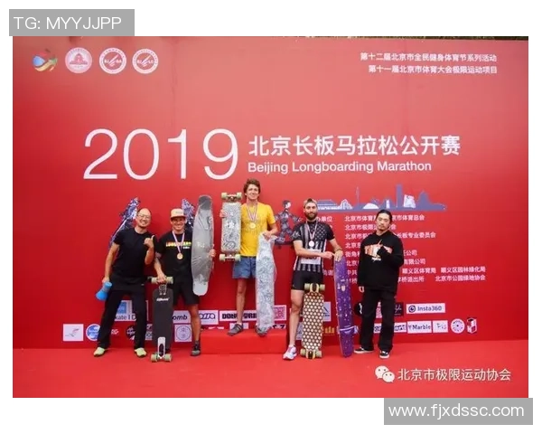 深圳滑板队在马拉松大满贯积分榜上以72分稳居第一名